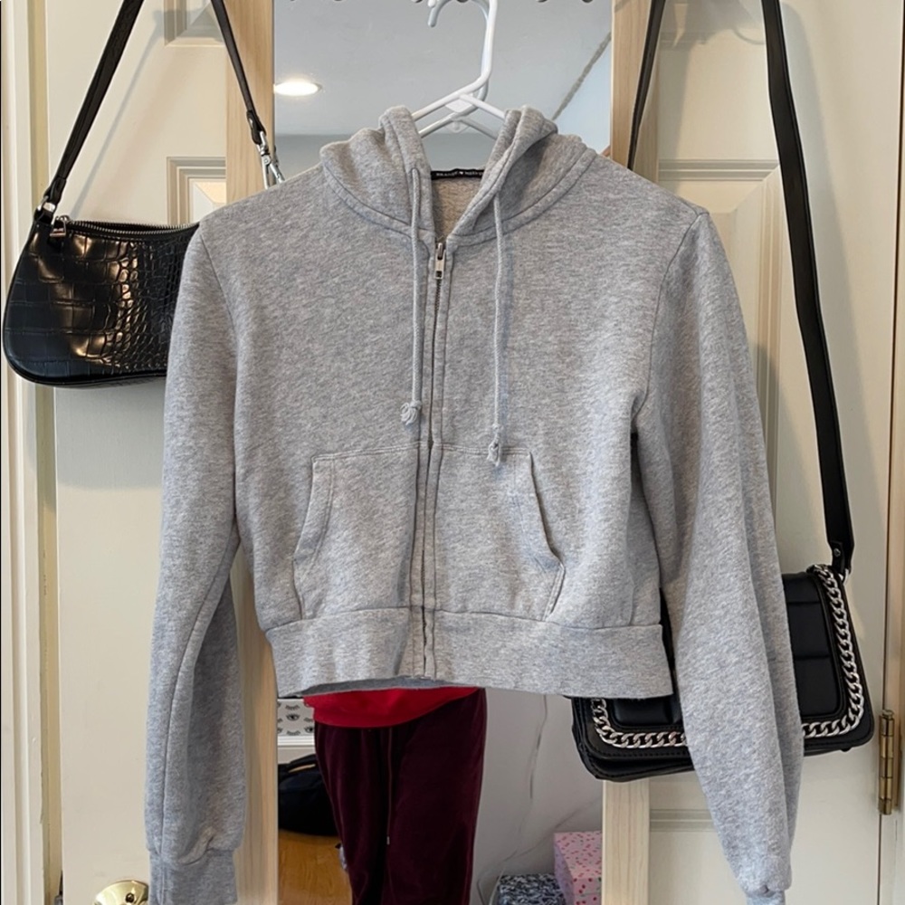 Brandy Melville Cropped Zip Up
